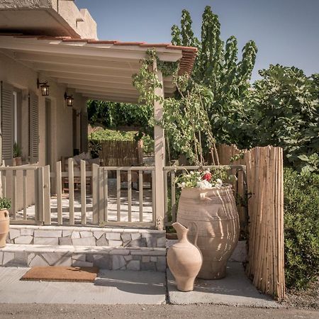 Tarsia Homes & Suites Kalamaki  Exterior foto